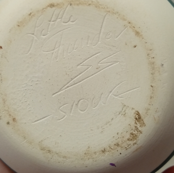 Sioux Pottery Vase Signed LITTLE THUNDER Native American SCOTT JONES Vessel - Picture 7 of 10